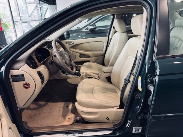 JAGUAR X-Type usata, con Climatizzatore