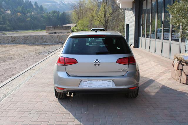 VOLKSWAGEN Golf usata, con Autoradio