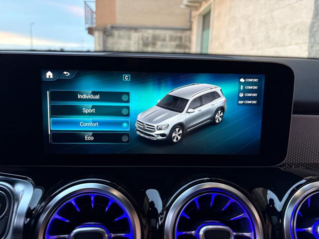 MERCEDES-BENZ GLB 200 usata, con Touch screen