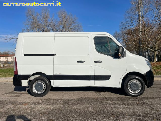 NISSAN NV400 usata, con Alzacristalli elettrici