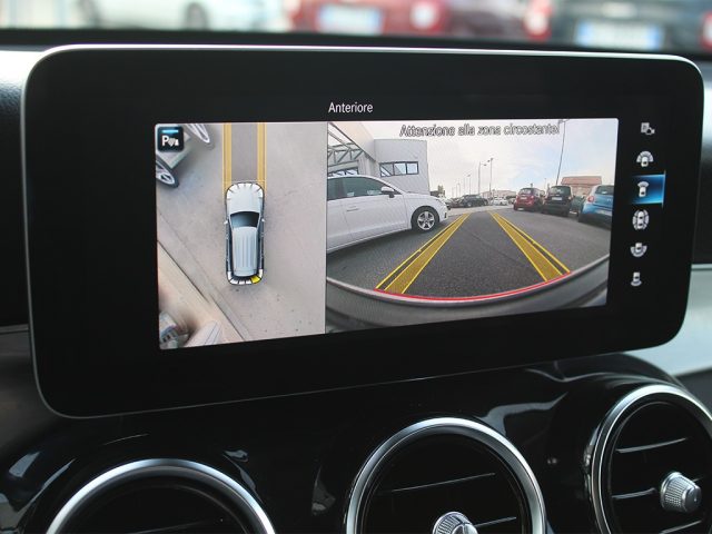 MERCEDES-BENZ GLC 220 usata, con Bracciolo