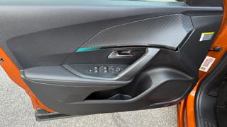 PEUGEOT 2008 usata, con Servosterzo