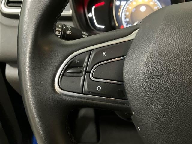 RENAULT Kadjar usata, con Sensori di parcheggio posteriori