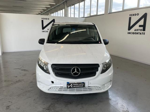 MERCEDES-BENZ Vito usata, con Airbag Passeggero