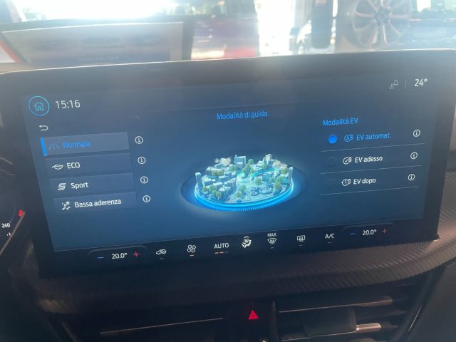 FORD Kuga usata, con 360° camera