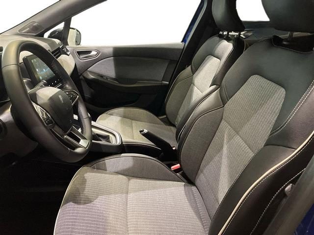 RENAULT Clio usata, con Cruise Control