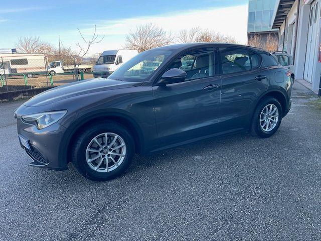 ALFA ROMEO Stelvio usata, con Alzacristalli elettrici