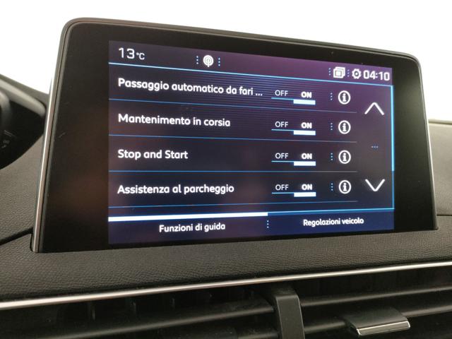 PEUGEOT 5008 usata, con Fendinebbia