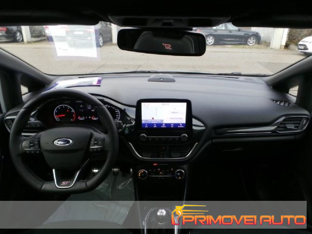 FORD Fiesta usata, con ABS