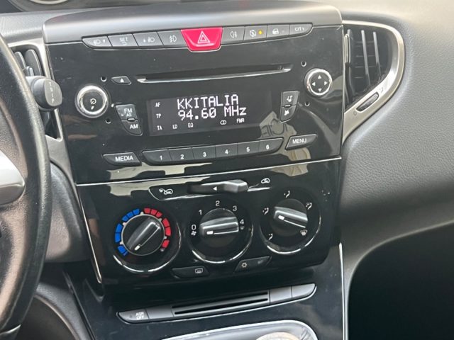 LANCIA Ypsilon usata, con USB