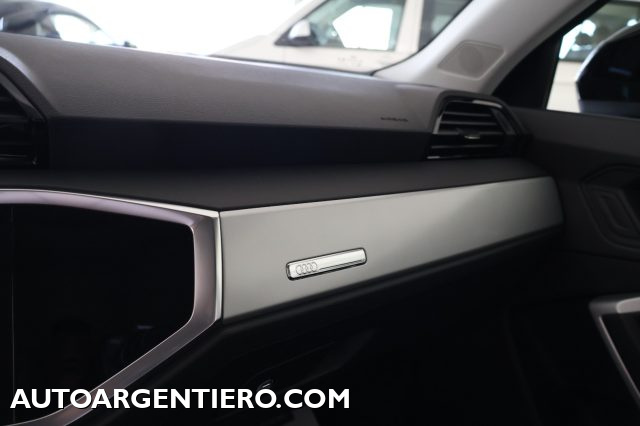 AUDI Q3 usata, con Specchietti laterali elettrici