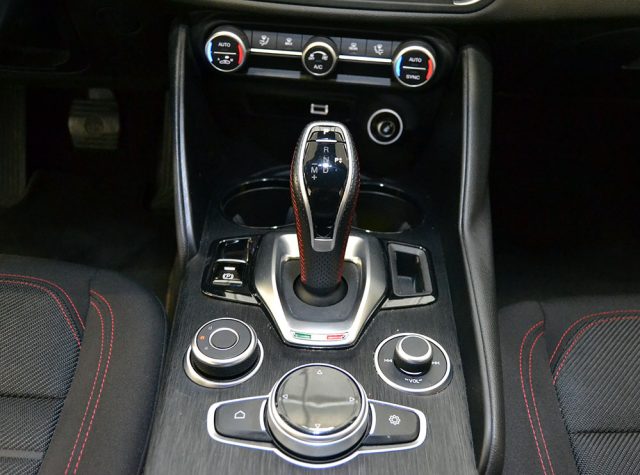 ALFA ROMEO Giulia usata, con Controllo automatico clima