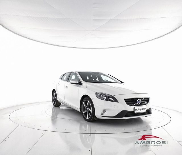 VOLVO V40 usata 1