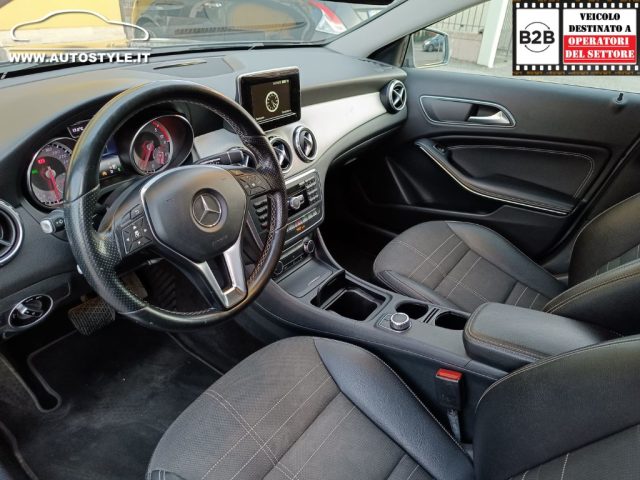 MERCEDES-BENZ GLA 220 usata, con Airbag testa