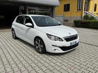 PEUGEOT 308 usata, con Autoradio