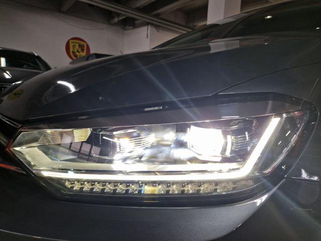VOLKSWAGEN Touran usata, con Sedili sportivi