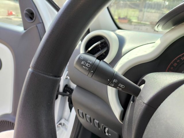 RENAULT Twingo usata 11