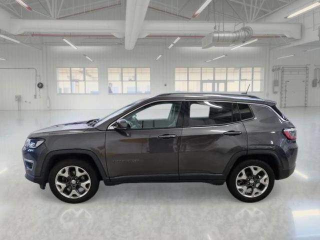 JEEP Compass usata, con Sedile posteriore sdoppiato