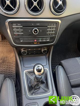 MERCEDES-BENZ GLA 180 usata 15