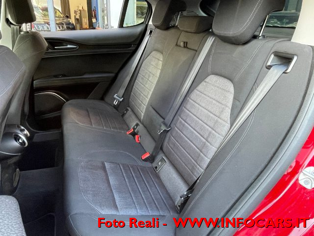 ALFA ROMEO Stelvio usata, con Autoradio