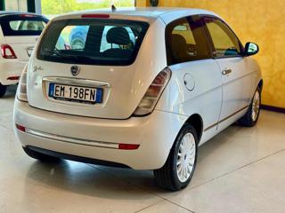 LANCIA Ypsilon usata, con Chiusura centralizzata