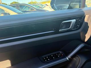 PORSCHE Cayenne usata, con Cruise Control