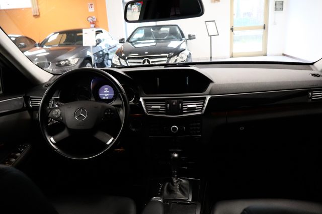 MERCEDES-BENZ E 200 usata, con Controllo automatico clima