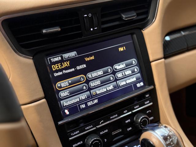 PORSCHE 911 usata, con Servosterzo