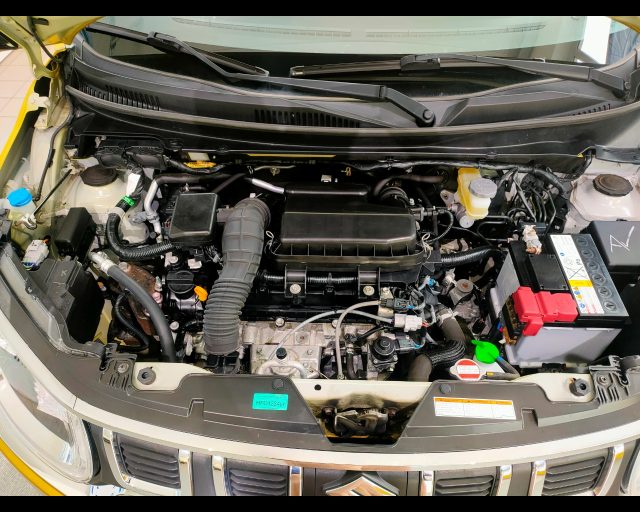 SUZUKI Ignis usata, con Sound system