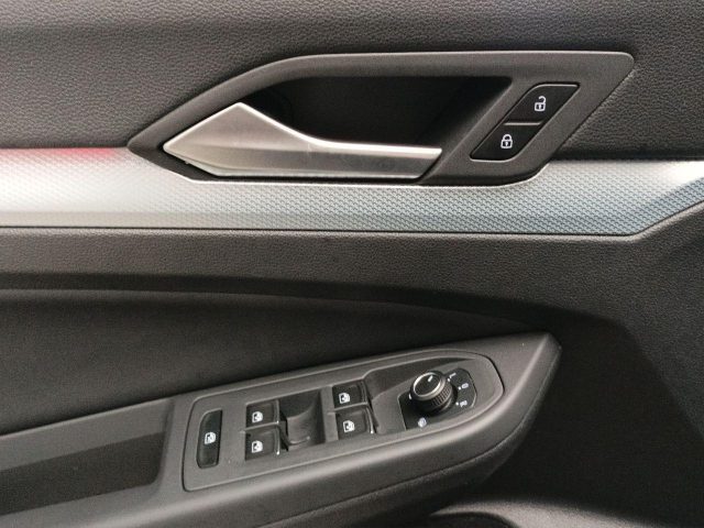 VOLKSWAGEN Golf usata, con Sedili riscaldati
