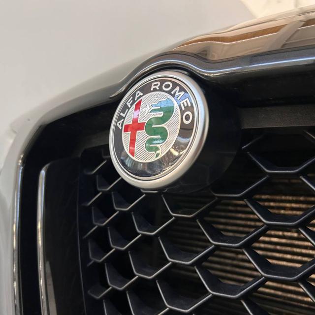 ALFA ROMEO Stelvio usata, con Controllo elettronico della corsia