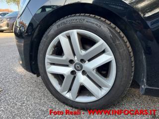 RENAULT Clio usata, con Autoradio digitale