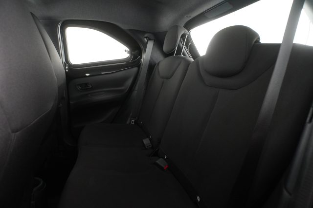 TOYOTA Aygo X usata 8