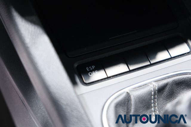 VOLKSWAGEN Scirocco usata, con Sensore di luce