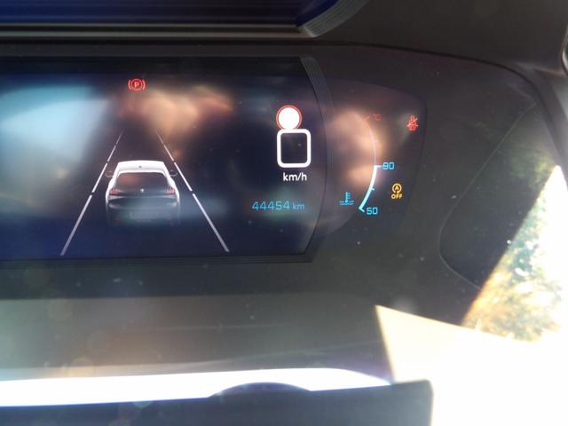 PEUGEOT 208 usata, con Controllo elettronico della corsia
