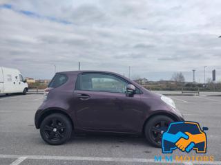TOYOTA iQ usata, con Airbag Passeggero