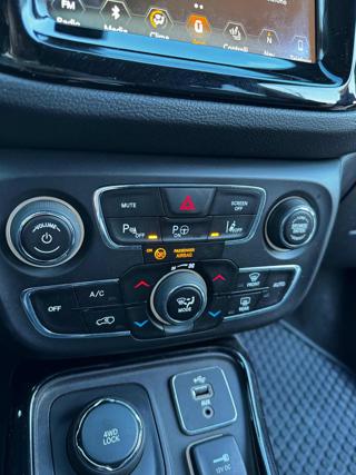 JEEP Compass usata, con Fari Xenon