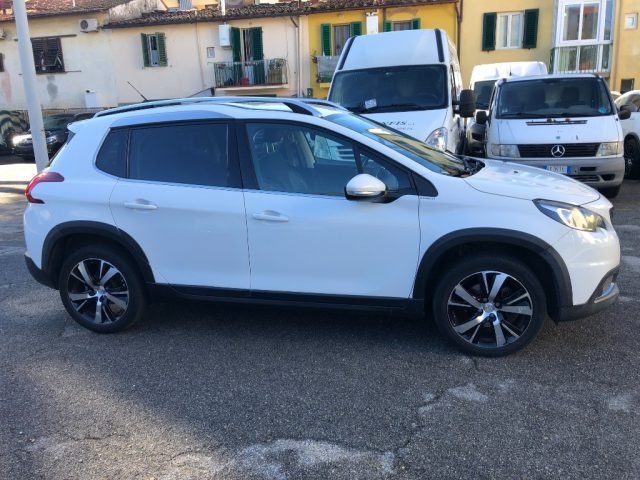 PEUGEOT 2008 usata, con Chiusura centralizzata