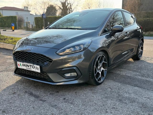 FORD Fiesta usata, con ABS