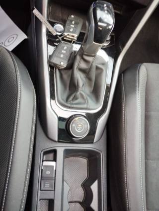 VOLKSWAGEN T-Roc usata, con Tettuccio apribile