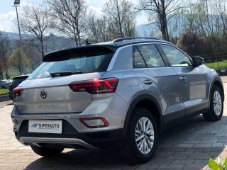 VOLKSWAGEN T-Roc usata, con Autoradio