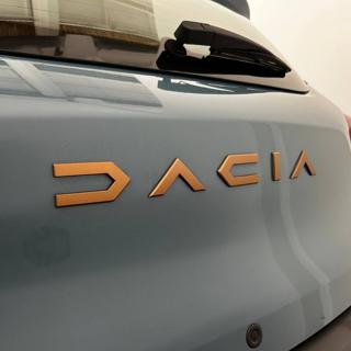 DACIA Spring usata, con Monitoraggio pressione pneumatici