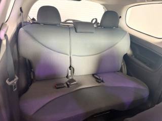 TOYOTA Yaris usata 5