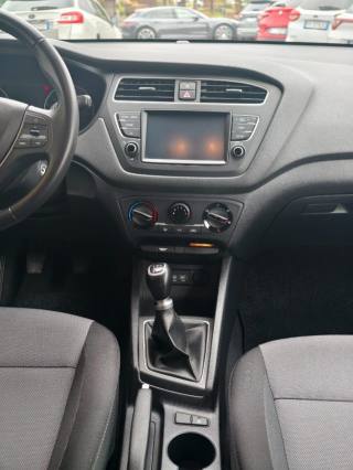 HYUNDAI i20 usata, con Controllo trazione