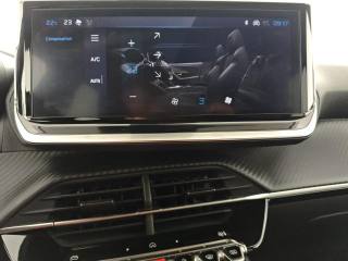PEUGEOT 2008 usata, con Servosterzo