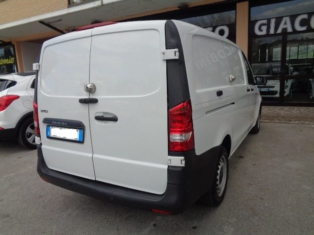MERCEDES-BENZ Vito usata, con Alzacristalli elettrici