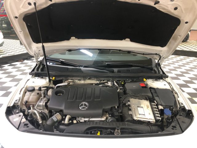 MERCEDES-BENZ CLA 200 usata, con Sensore di luce