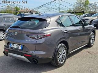 ALFA ROMEO Stelvio usata, con Alzacristalli elettrici