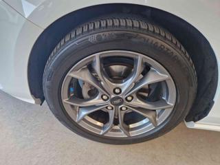 FORD Focus usata, con Volante in pelle