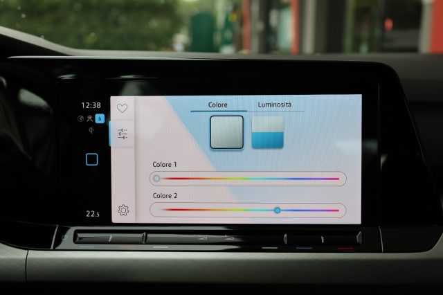 VOLKSWAGEN Golf usata, con Climatizzatore automatico, 2 zone